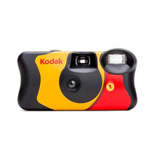 Load image into Gallery viewer, Kodak FunSaver 35mm One-Time-Use Disposable Camera (ISO-800) with Flash - 27 Exposures
