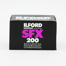 Load image into Gallery viewer, Ilford SFX 200 Infrared-Imitation Black and White Negative Film (135)
